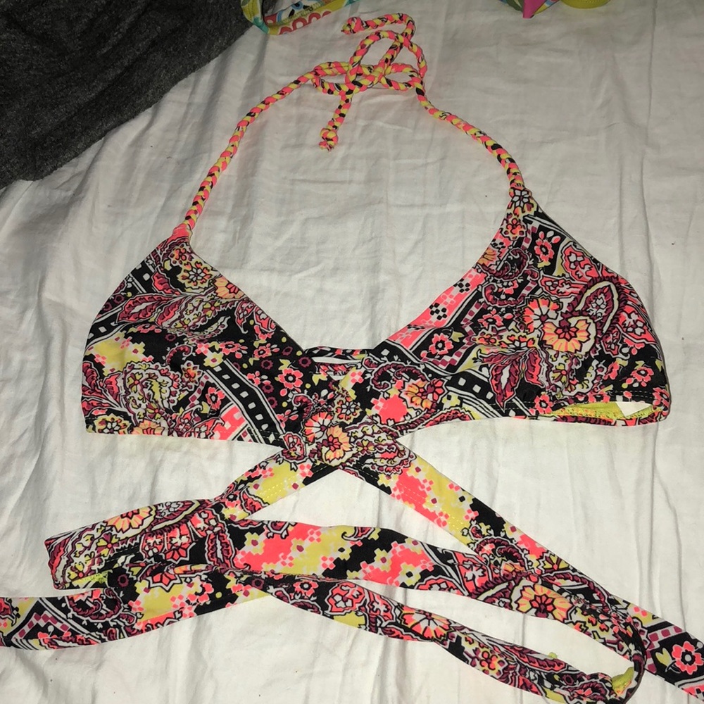 Swim suit top